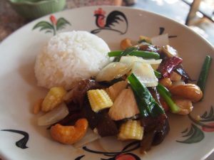 Stir fried chicken with cashew nut (Kai Pad Med MaMoang Him Ma Pan)