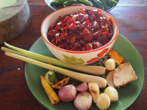 Red curry paste ingredients